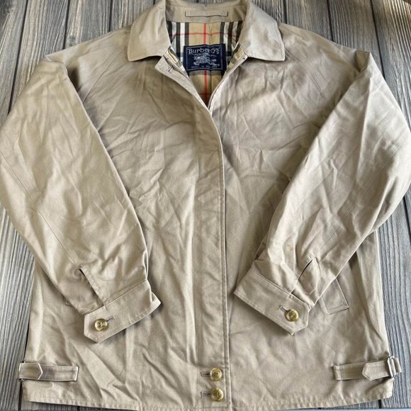 Burberry's Vintage Nova Check Short Coat Women's 10 - Picture 3 of 10